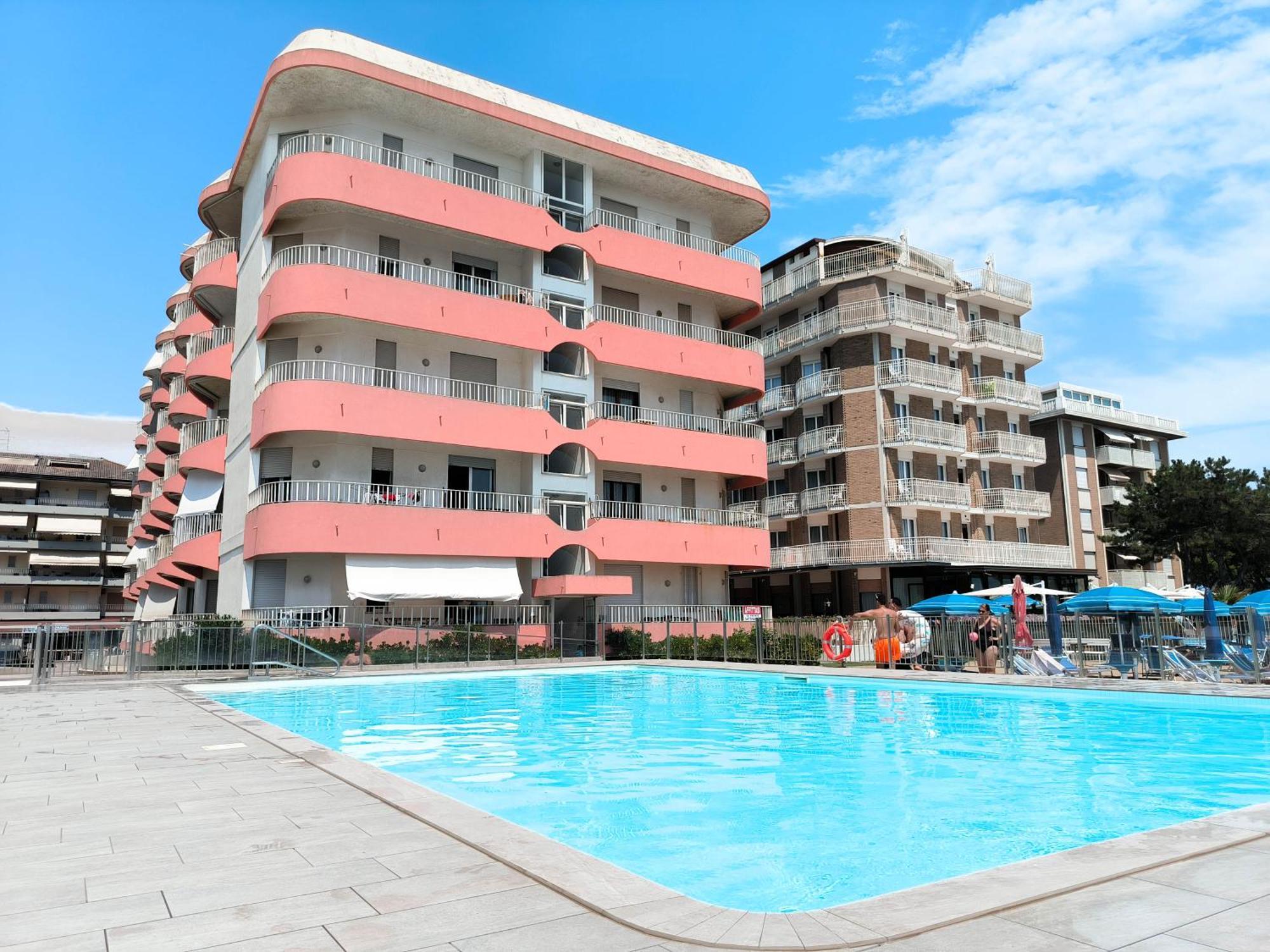 Apollo Fronte Mare Leilighet Lido di Jesolo Eksteriør bilde